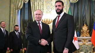 الرئيس السوري أحمد الشرع يلتقي بوتين في موسكو في زيارة تاريخية