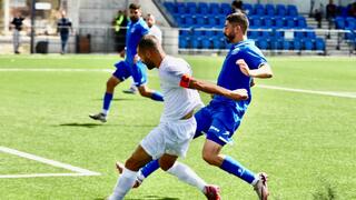 تنافس شديد في قمة الدرجة الأولى