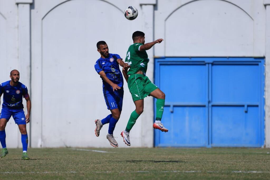 إخاء الناصرة يحافظ على الصدارة بعد فوزه على باقة الغربية 