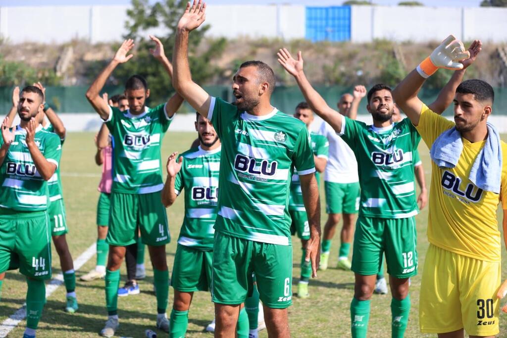 إخاء الناصرة يحافظ على الصدارة بعد فوزه على باقة الغربية 