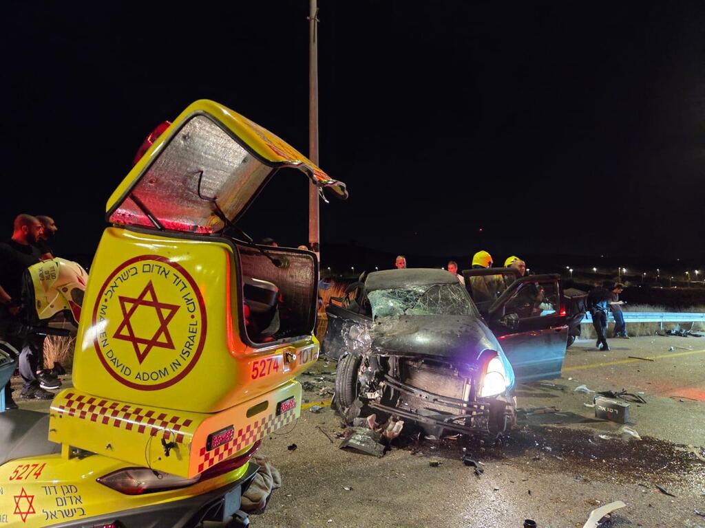 خمسة مصابين في حادث تصادم وجهاً لوجه بين مركبتين قرب أورانيت