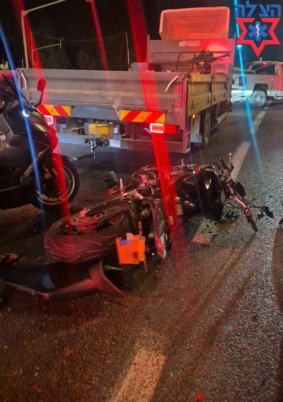 من موقع الحادث قرب مفرق هموفيل