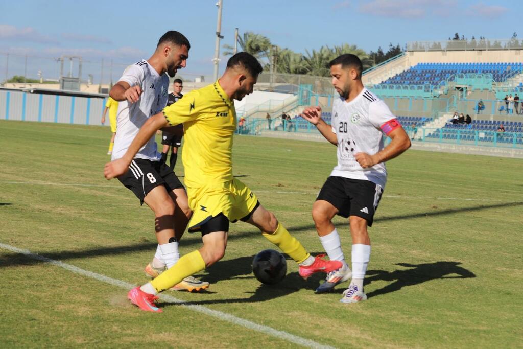 مكابي نجيدات