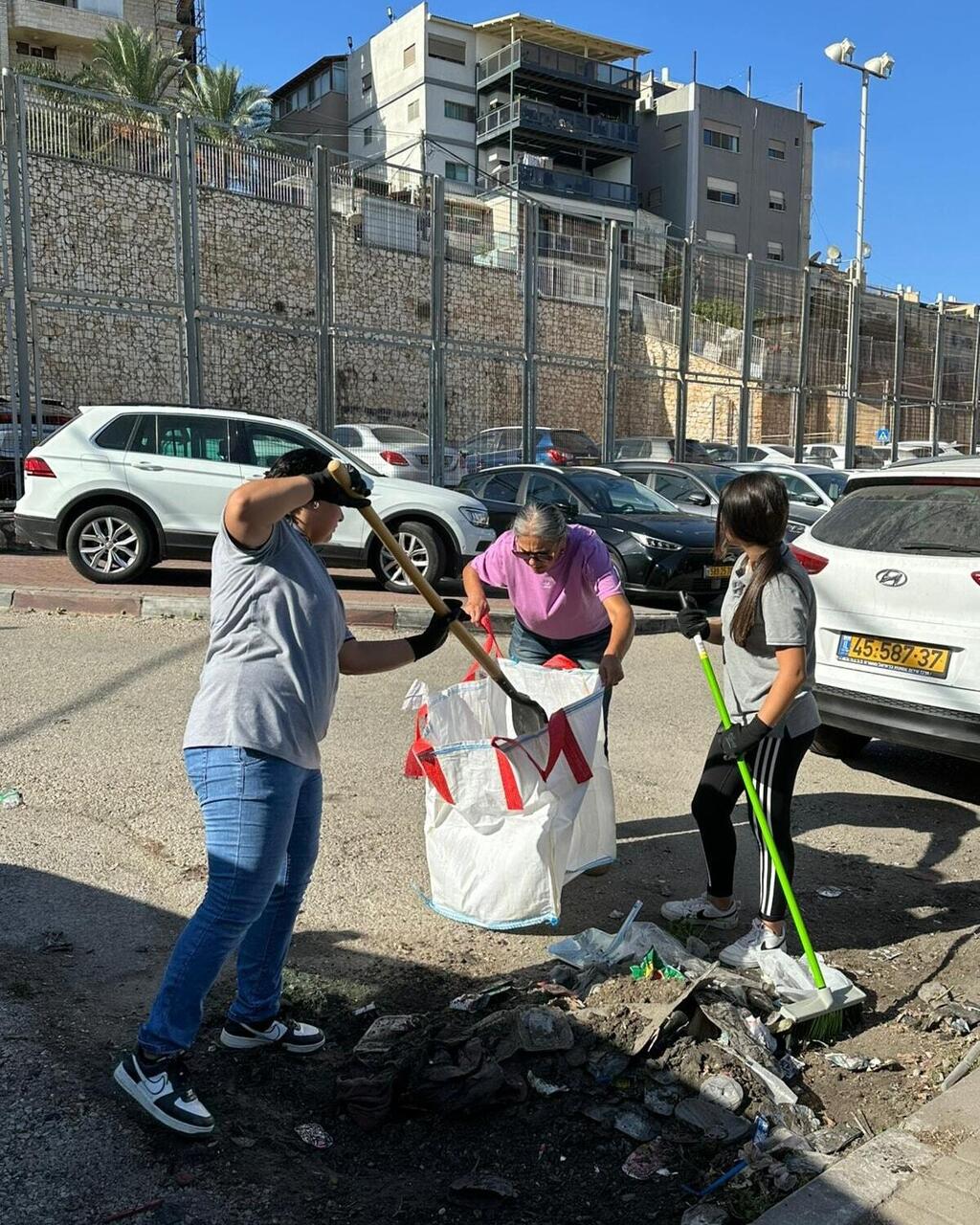 بلدية الناصرة تُطلق مبادرة للنظافة العامة 