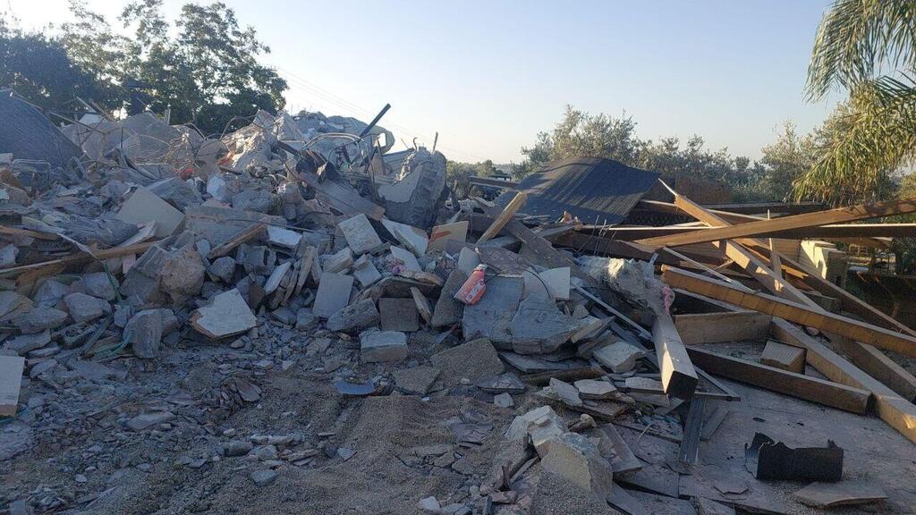 هدم في الكعبية (وفق البند 27 أ لقانون حقوق النشر 2007)  هدم في الكعبية