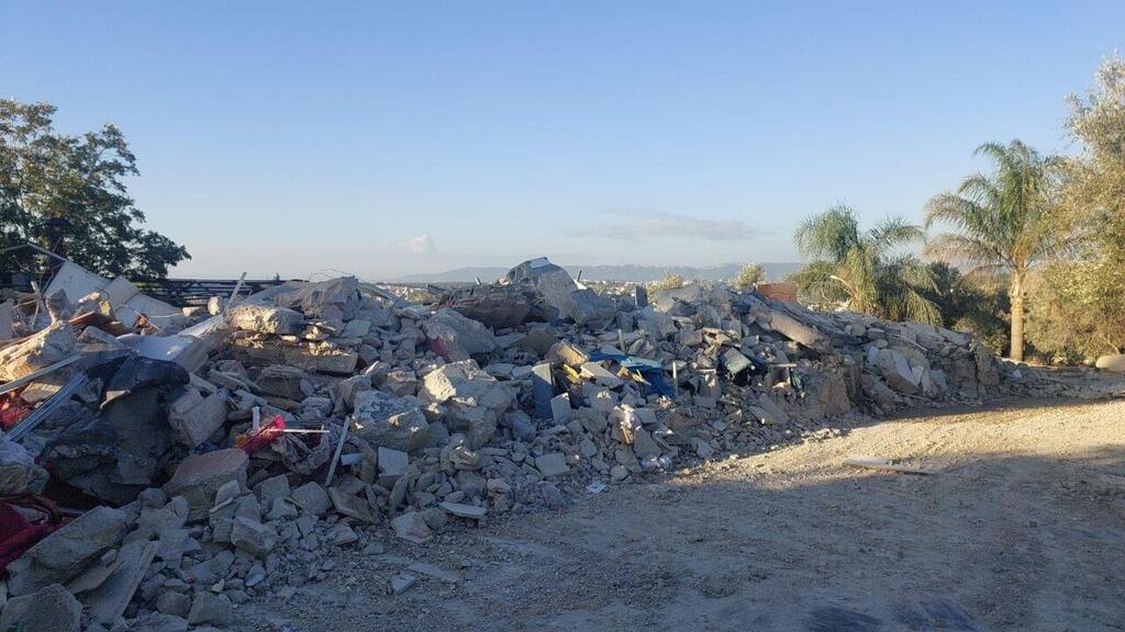 هدم في الكعبية (وفق البند 27 أ لقانون حقوق النشر 2007)  هدم في الكعبية