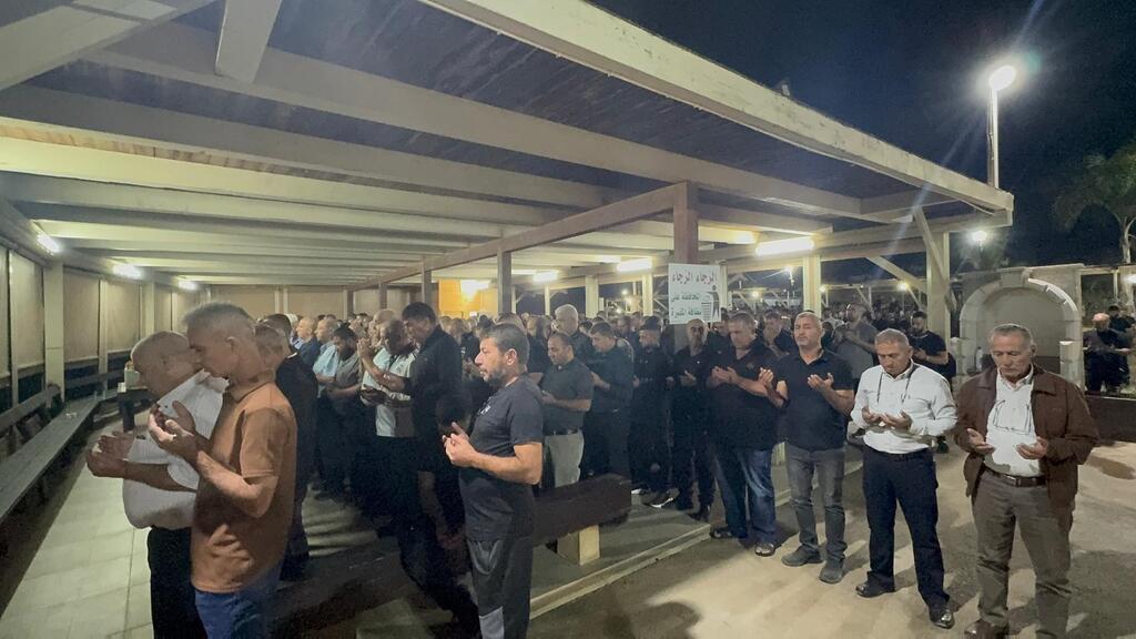 عرّابة تشيّع الشاب قاسم عاصلة في جنازة مهيبة