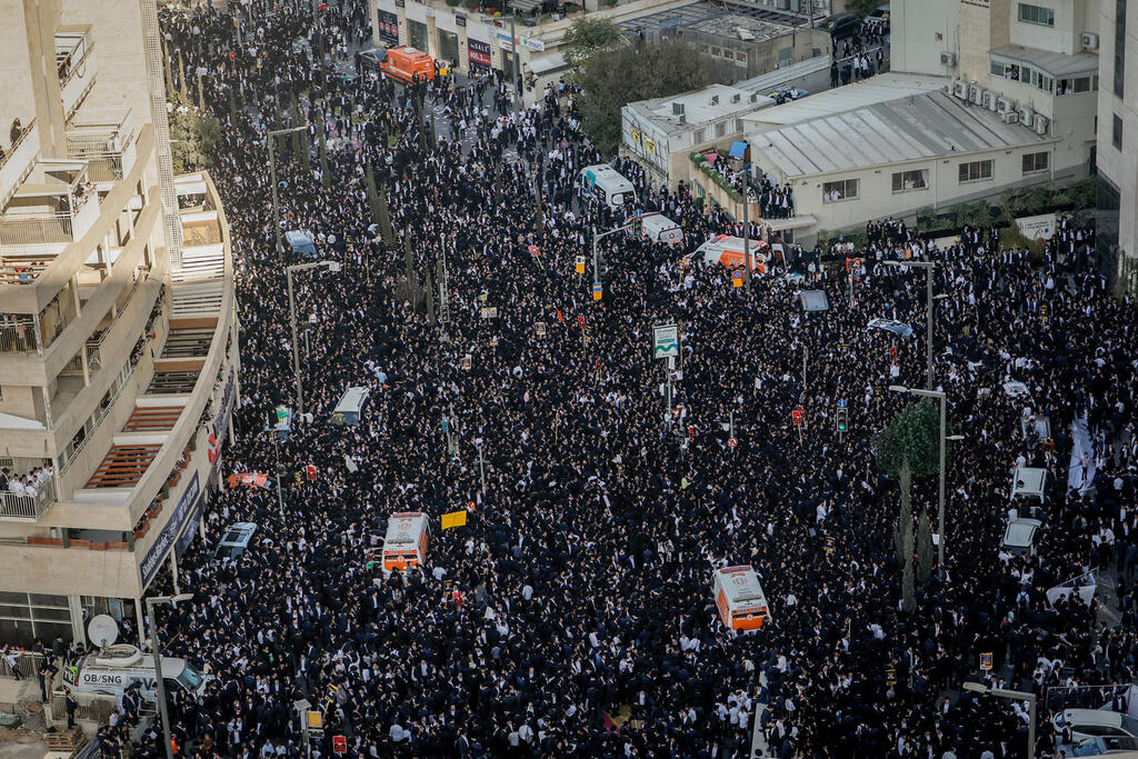 مظاهرة الحريديم في القدس ضد الخدمة العسكرية (فلاش 90)  مظاهرة الحريديم في القدس ضد الخدمة العسكرية