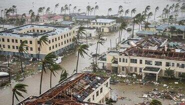 إعصار "ميليسا" يضرب الكاريبي مخلّفًا دمارًا واسعًا وعشرات الضحايا في هايتي وجامايكا