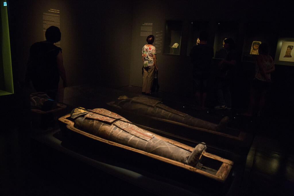 الحضارة الفرعونية في مصر (فلاش 90)  الحضارة الفرعونية في مصر