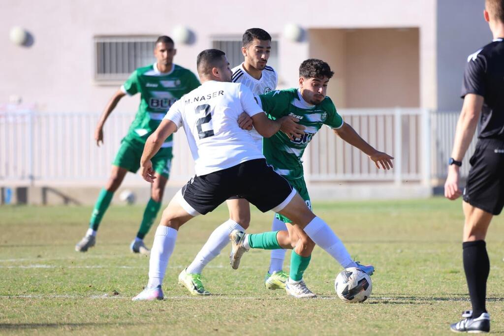 الناصرة تحافظ على الصدارة بفوز خارجي صعب 1:0 على مكابي نجيدات 