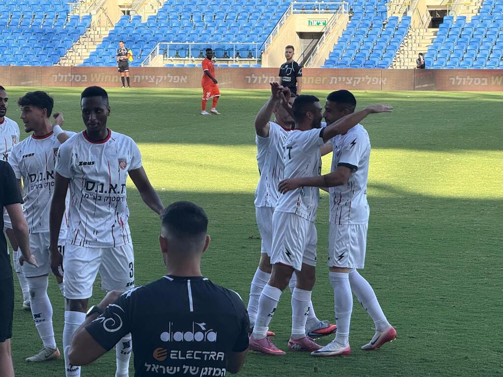 أنس دبور يقود كفرقاسم لفوز عريض 3-0 على ريشون لتسيون