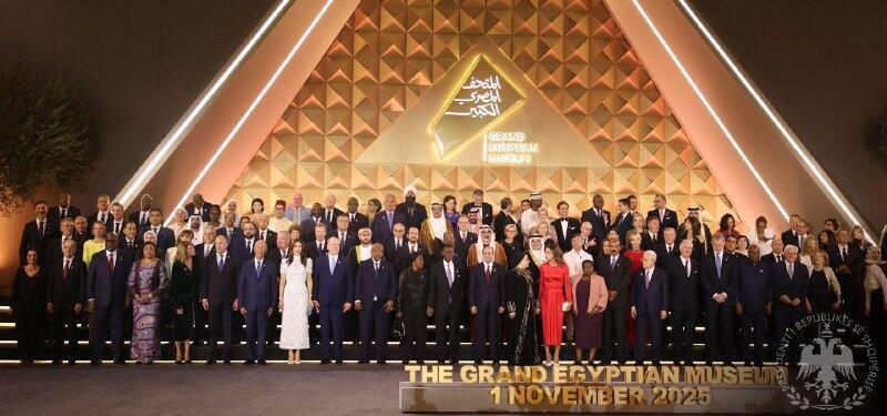 مصر تفتتح المتحف الكبير في القاهرة 