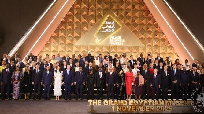 مصر تفتتح المتحف الكبير في القاهرة 