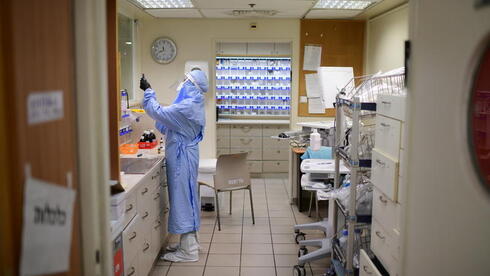 مستشفى ايخلوف - ارشيف