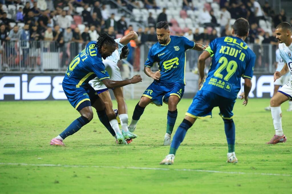 مكابي الرينة - مكابي تل أبيب