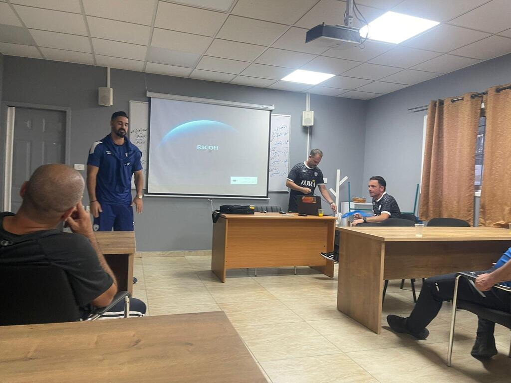 الاتحاد العام لكرة القدم في زيارة إلى نادي اتحاد أبناء الطيبة