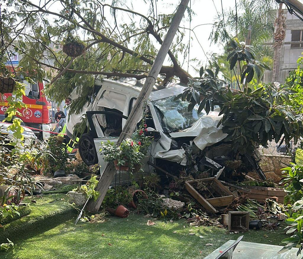 مصرع امرأة بحادث طرق ذاتي في جت (اسعاف) مصرع امرأة بحادث طرق ذاتي في جت