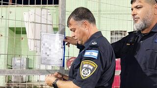 الشرطة تغلق ملعب البعنة