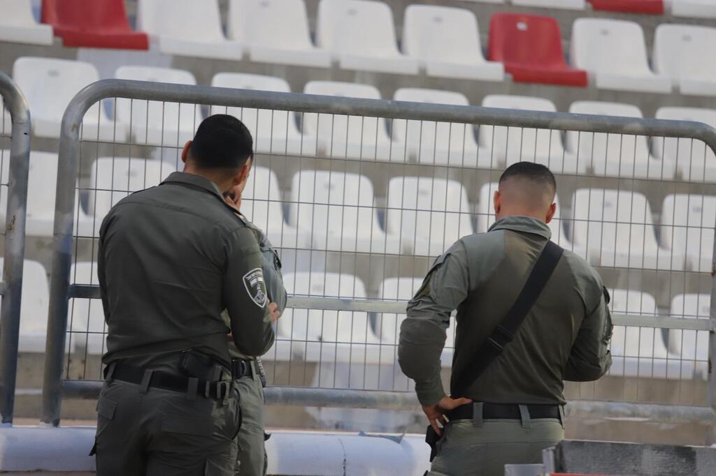 استاد الدوحة في سخنين (راديو الناس ) استاد الدوحة في سخنين