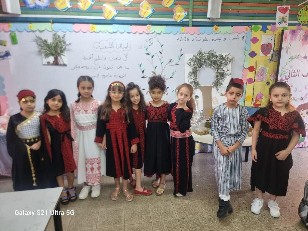 فعالية الزيت والزيتون في مدرسة السلام سخنين (مدرسة السلام) فعالية الزيت والزيتون في مدرسة السلام سخنين