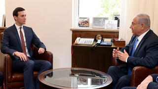 أرشيفية. رئيس الوزراء بنيامين نتنياهو وجارد كوشنر