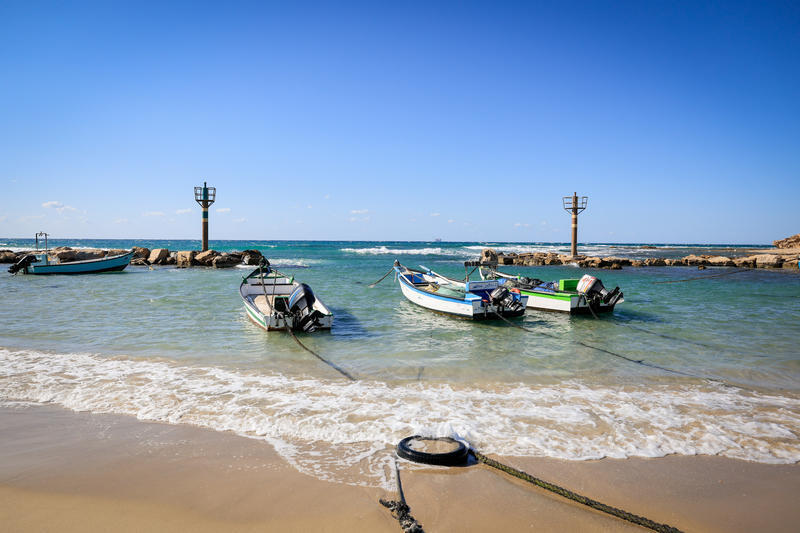 شاطئ جسر الزرقاء