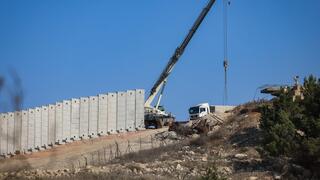بناء جدار على الحدود اللبنانية الإسرائيلية