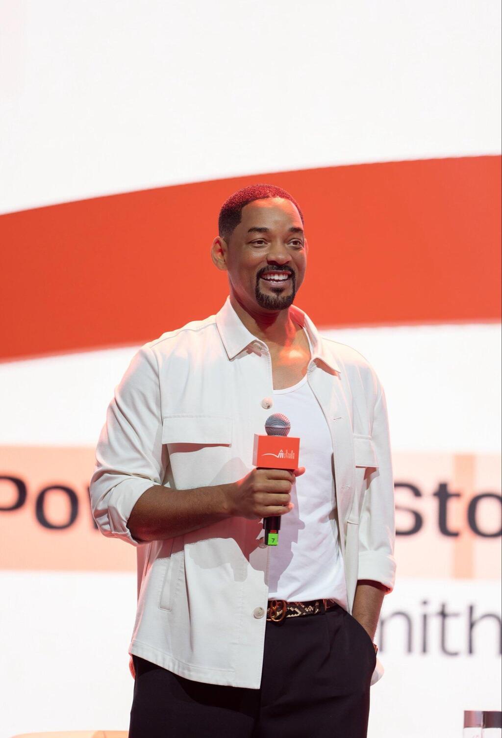 ويل سميث في الشارقة