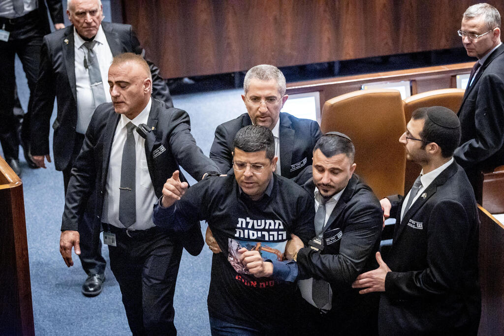 النائب وليد الهواشلة