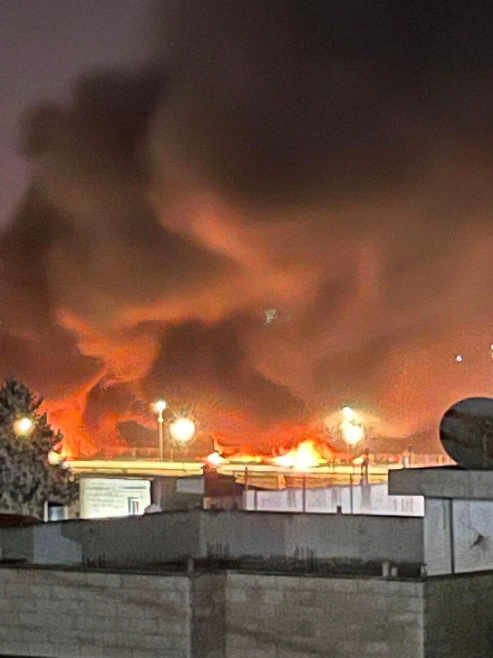 مستوطنو "يتسهار" يهاجمون قرية حوارة جنوبي نابلس ويحرقون مشطب سيارات (وفق البند 27 أ لقانون حقوق النشر 2007) مستوطنو "يتسهار" يهاجمون قرية حوارة جنوبي نابلس ويحرقون مشطب سيارات