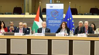  الاتحاد الأوروبي يعتزم دعم السلطة الفلسطينية بـ88 مليون يورو