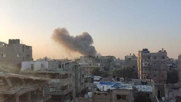 قصف على منزل سكني في غزة