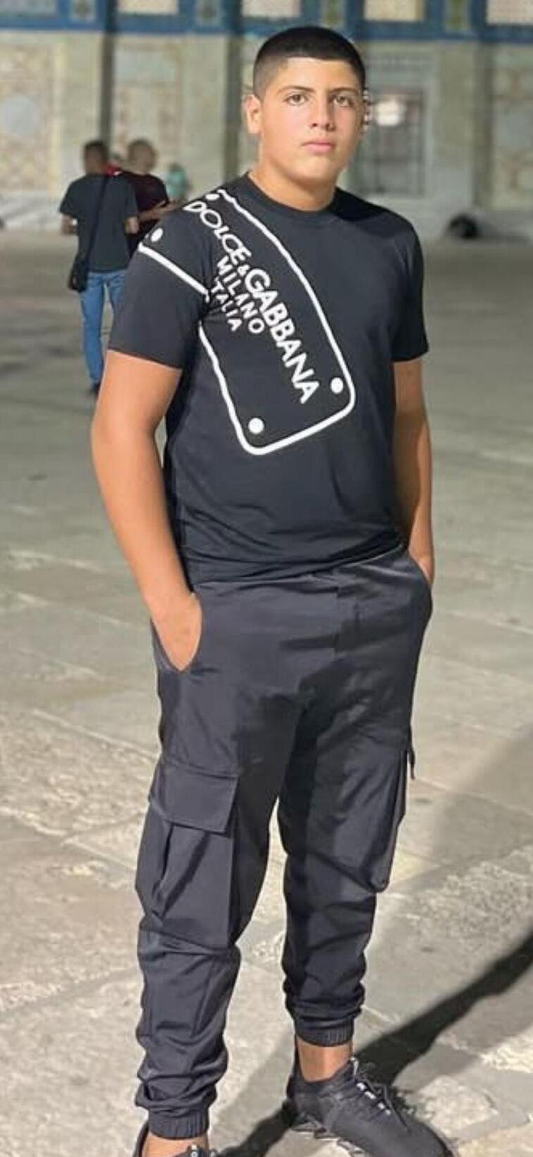  المرحوم نبيل اشرف صفية 16عاما 