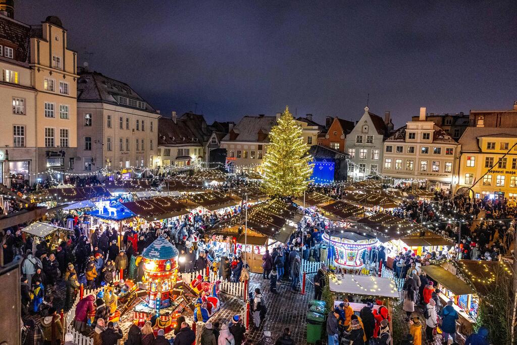 أجواء أسواق الميلاد (Flash90) أجواء أسواق الميلاد