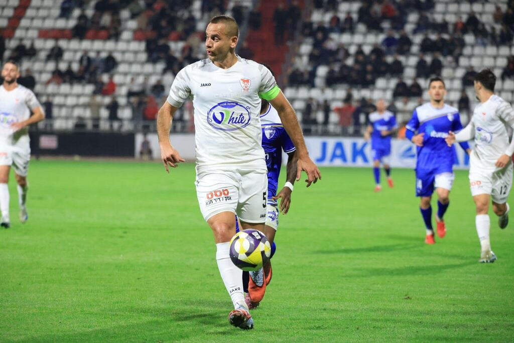 أبناء سخنين يتعادل أمام عيروني كريات شمونة (راديو الناس) أبناء سخنين يتعادل أمام عيروني كريات شمونة