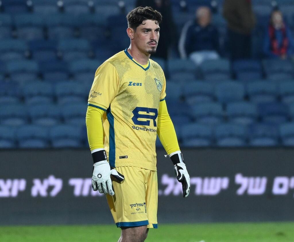 فوز ذهبي لمكابي أبناء الرينة (راديو الناس) فوز ذهبي لمكابي أبناء الرينة