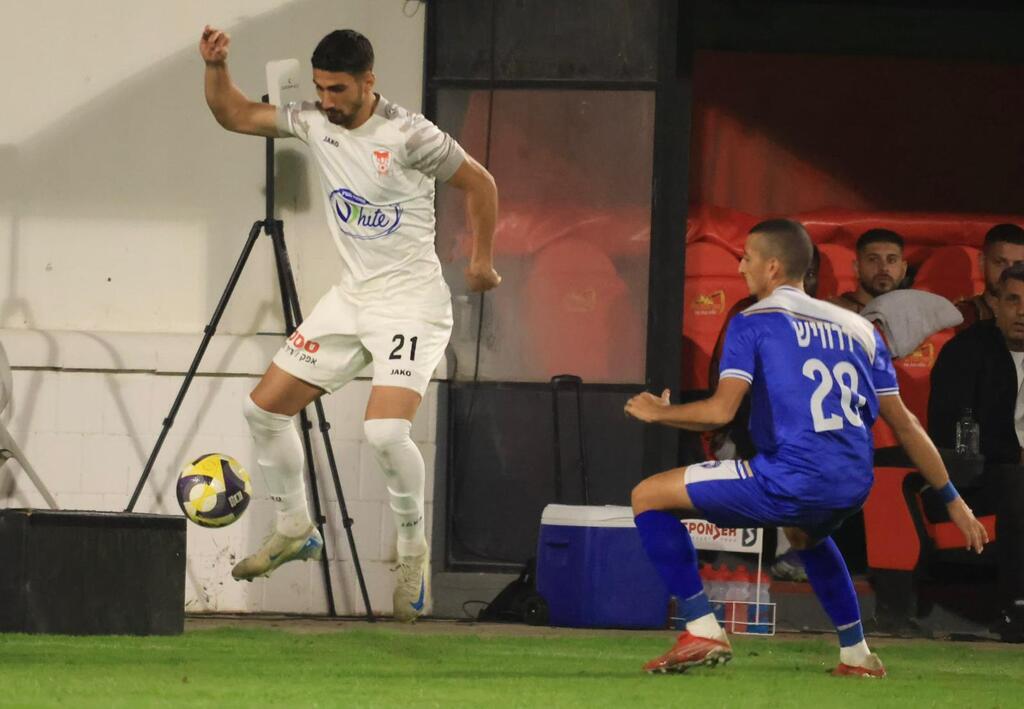 أبناء سخنين يتعادل أمام عيروني كريات شمونة (راديو الناس) أبناء سخنين يتعادل أمام عيروني كريات شمونة