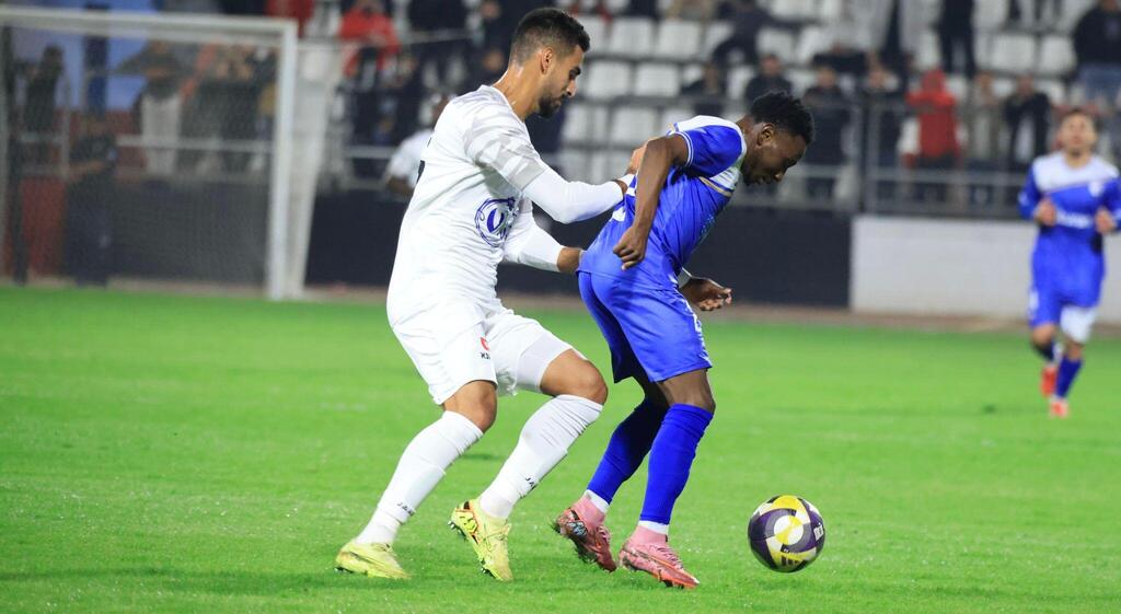 أبناء سخنين يتعادل أمام عيروني كريات شمونة (راديو الناس) أبناء سخنين يتعادل أمام عيروني كريات شمونة