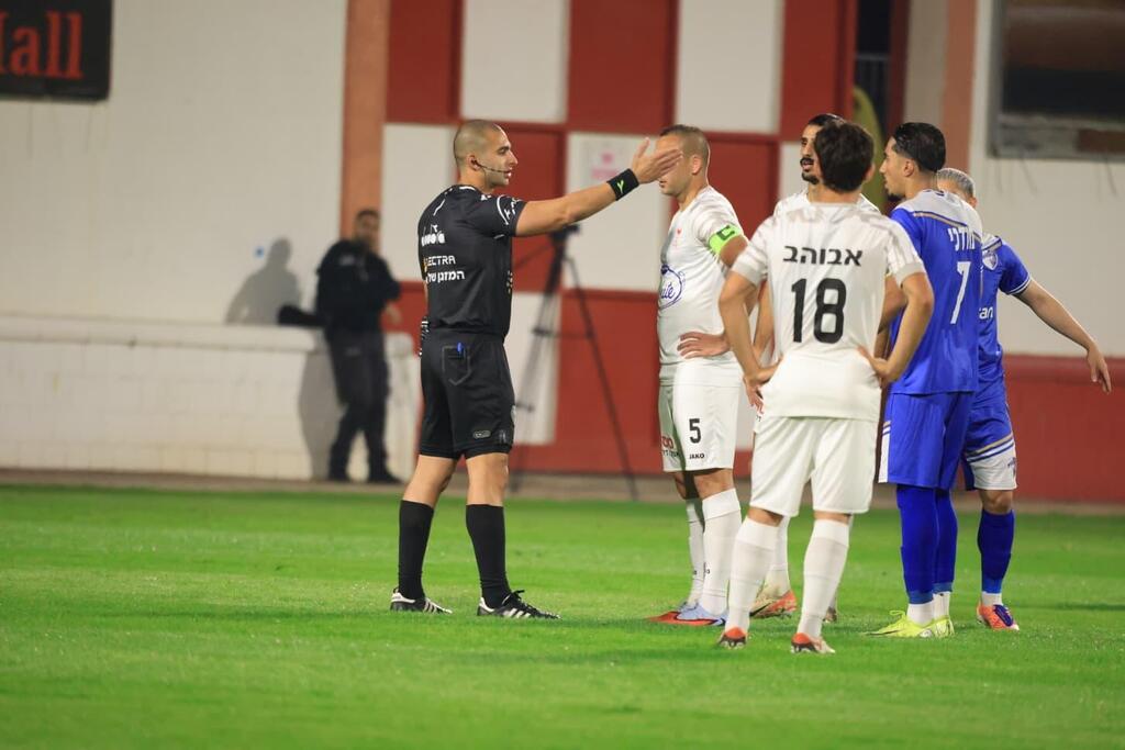 أبناء سخنين يتعادل أمام عيروني كريات شمونة (راديو الناس) أبناء سخنين يتعادل أمام عيروني كريات شمونة