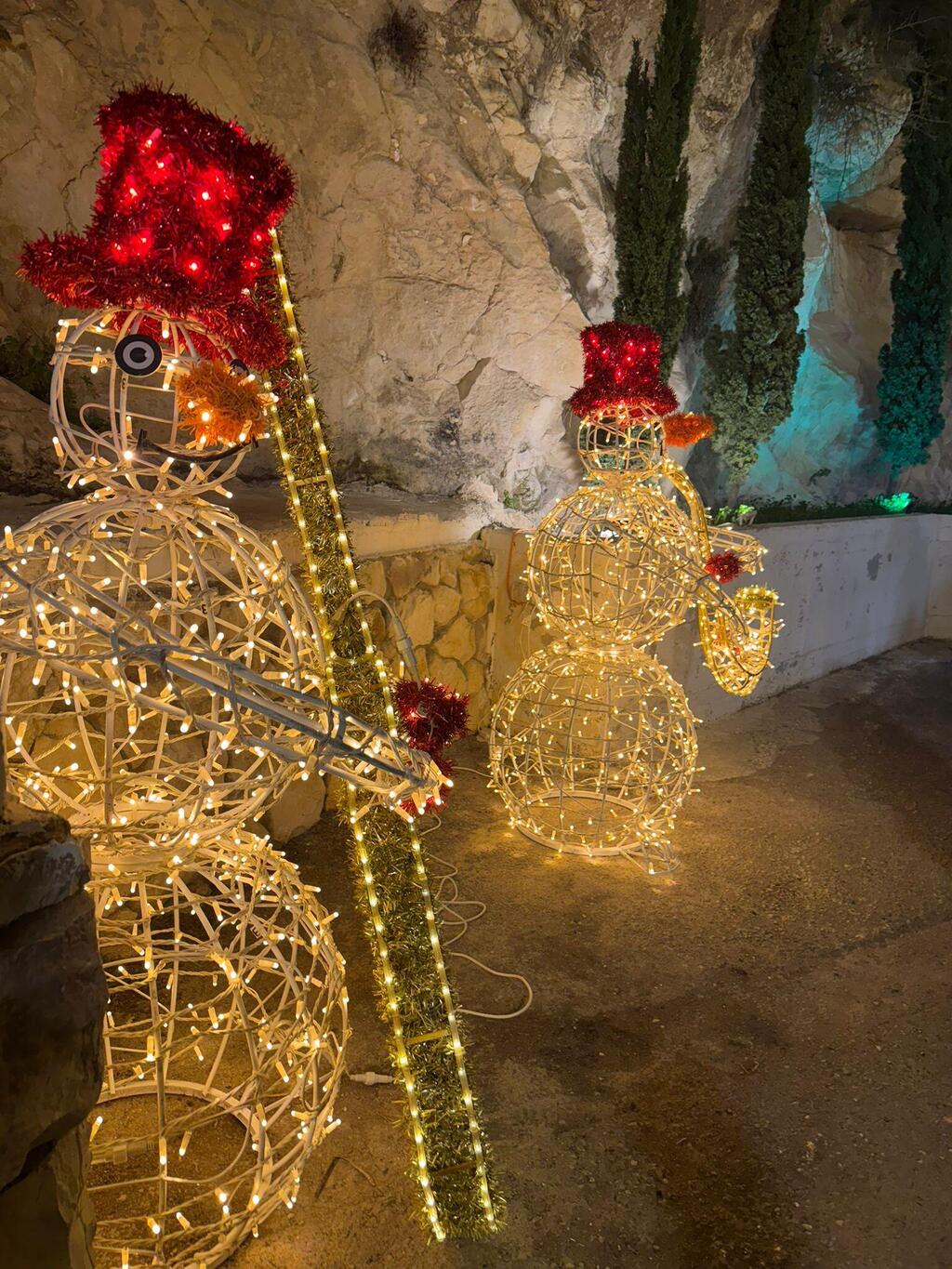 اضاءة الشجرة الناصرة (راديو الناس) اضاءة الشجرة الناصرة