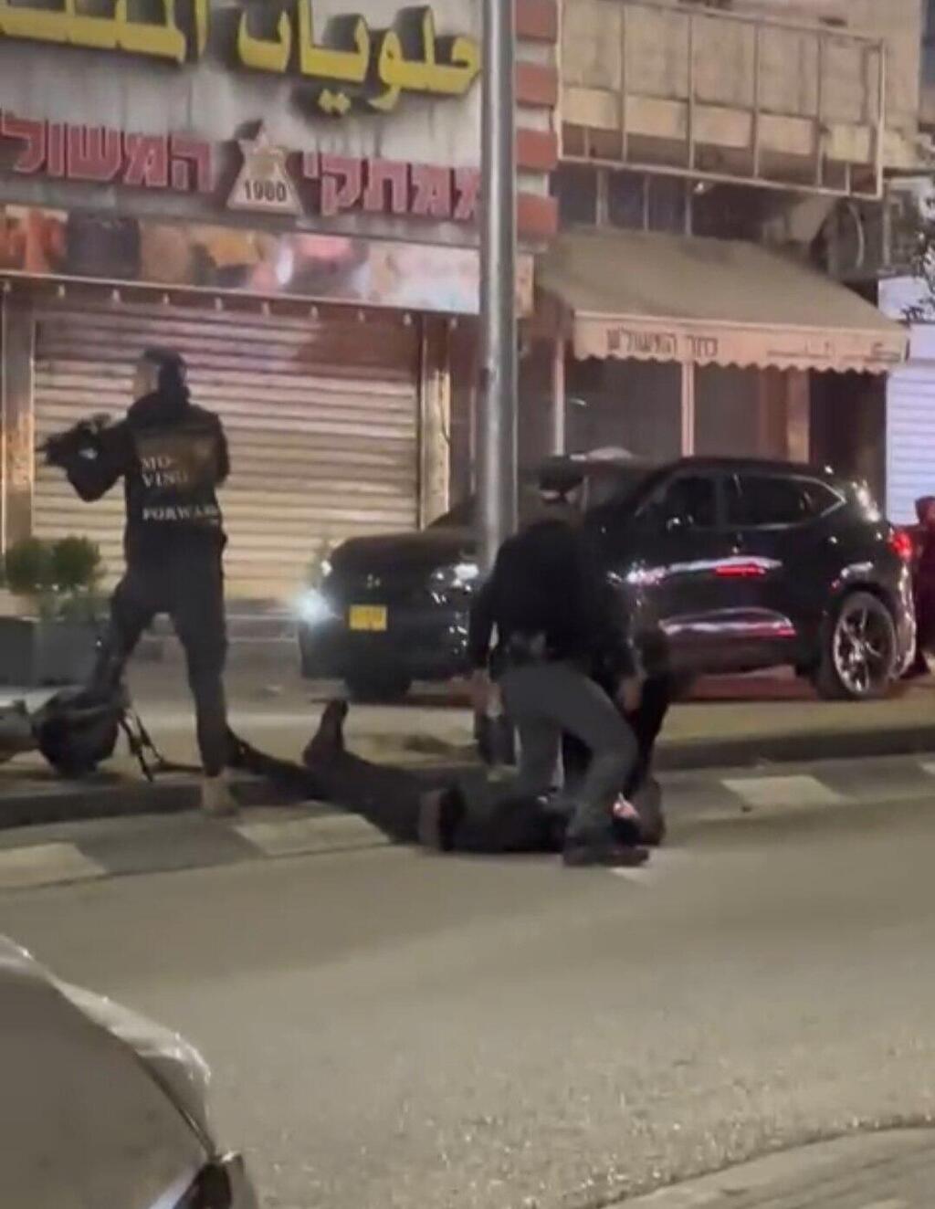 الشرطة تطلق النار على شاب في باقة الغربية