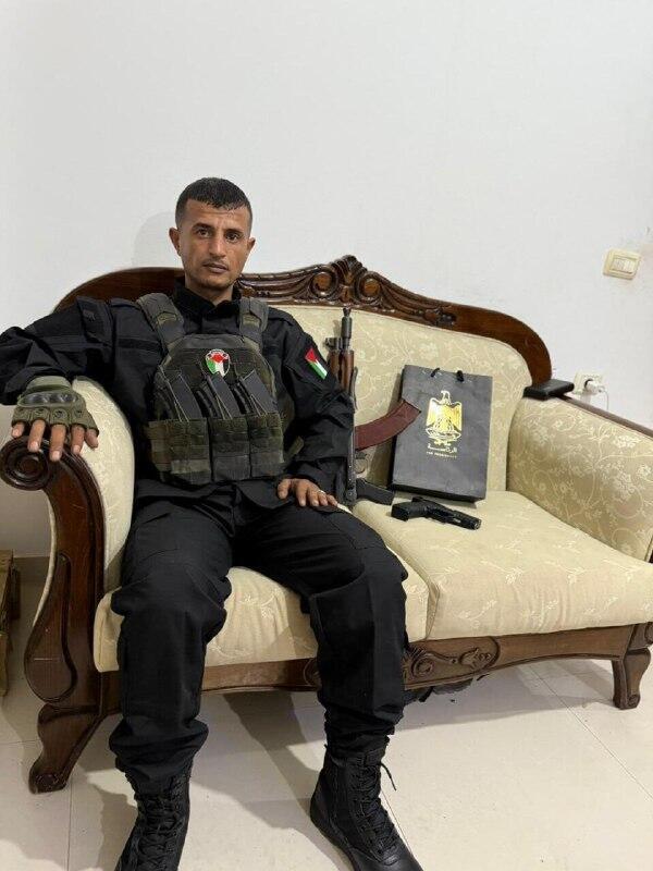 أبو شباب (وفق البند 27 أ من قانون الحقوق الأدبية (2007)) أبو شباب