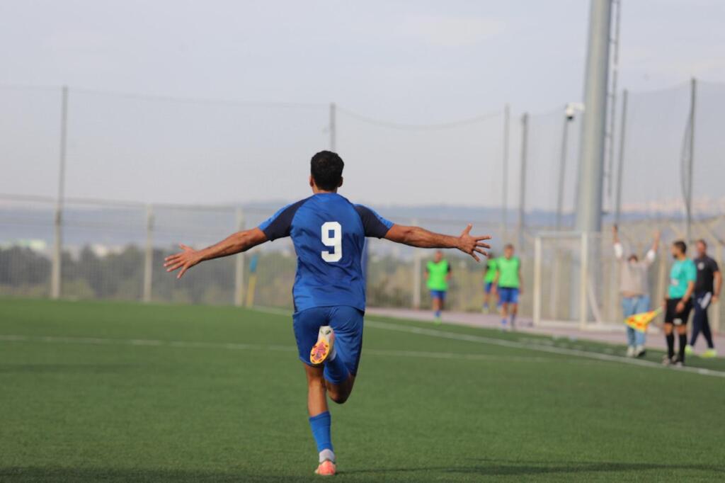 نفيه شأنان يفوز 4-1 على شباب طمرة (راديو الناس) نفيه شأنان يفوز 4-1 على شباب طمرة