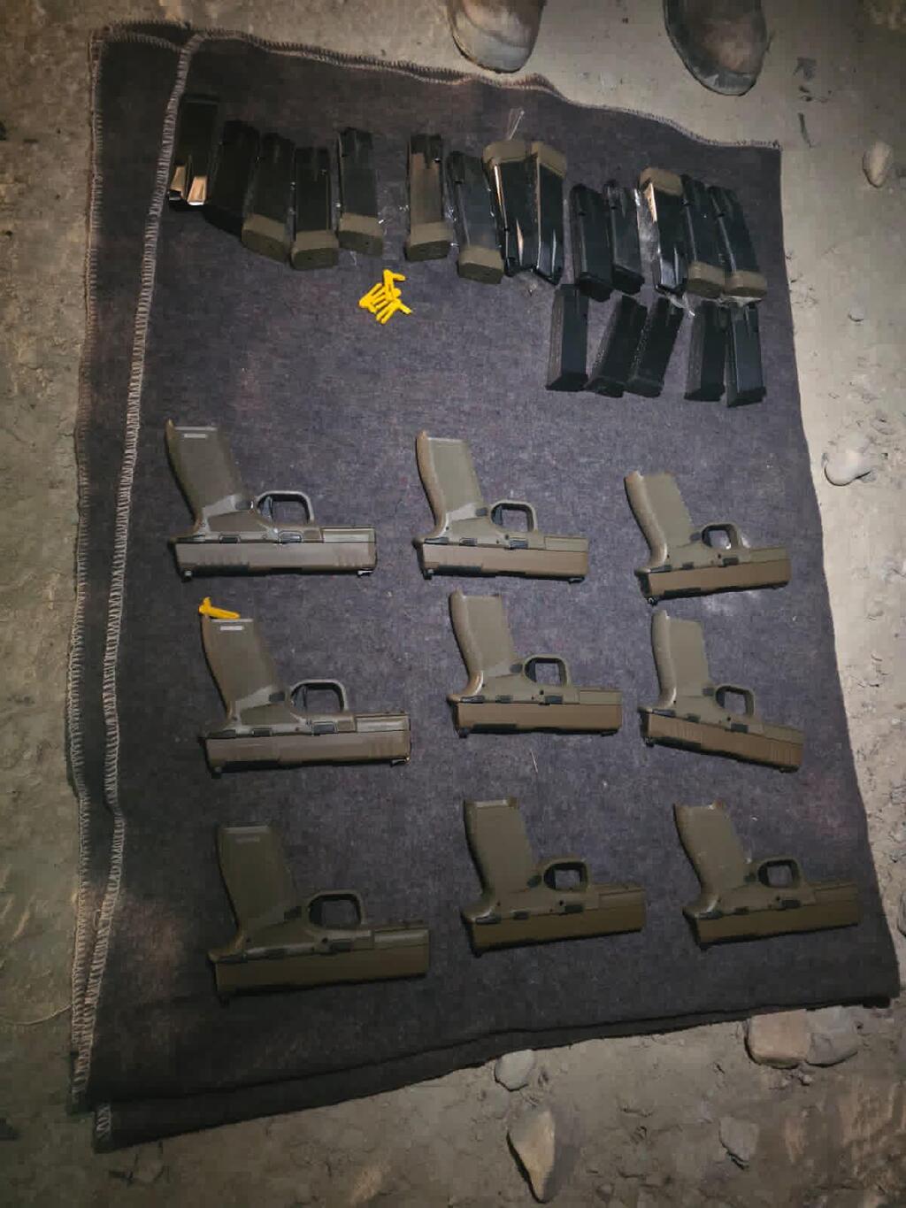 حملة اعتقالات واسعة النطاق في النقب (الشرطة ) حملة اعتقالات واسعة النطاق في النقب