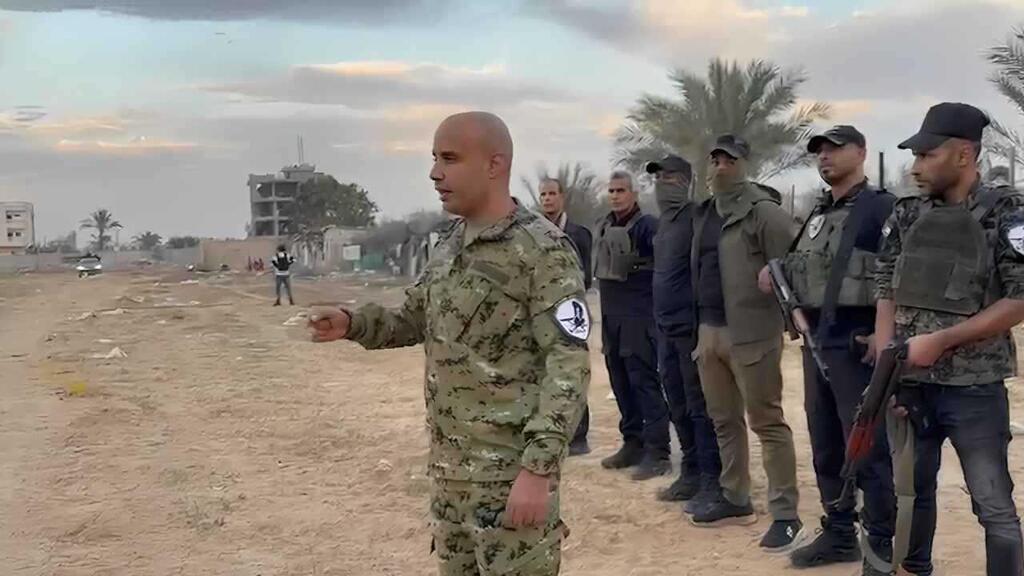 غسان الدهيني: من "جيش الإسلام" إلى واجهة المشروع الإسرائيلي (صورة شاشة) غسان الدهيني: من "جيش الإسلام" إلى واجهة المشروع الإسرائيلي