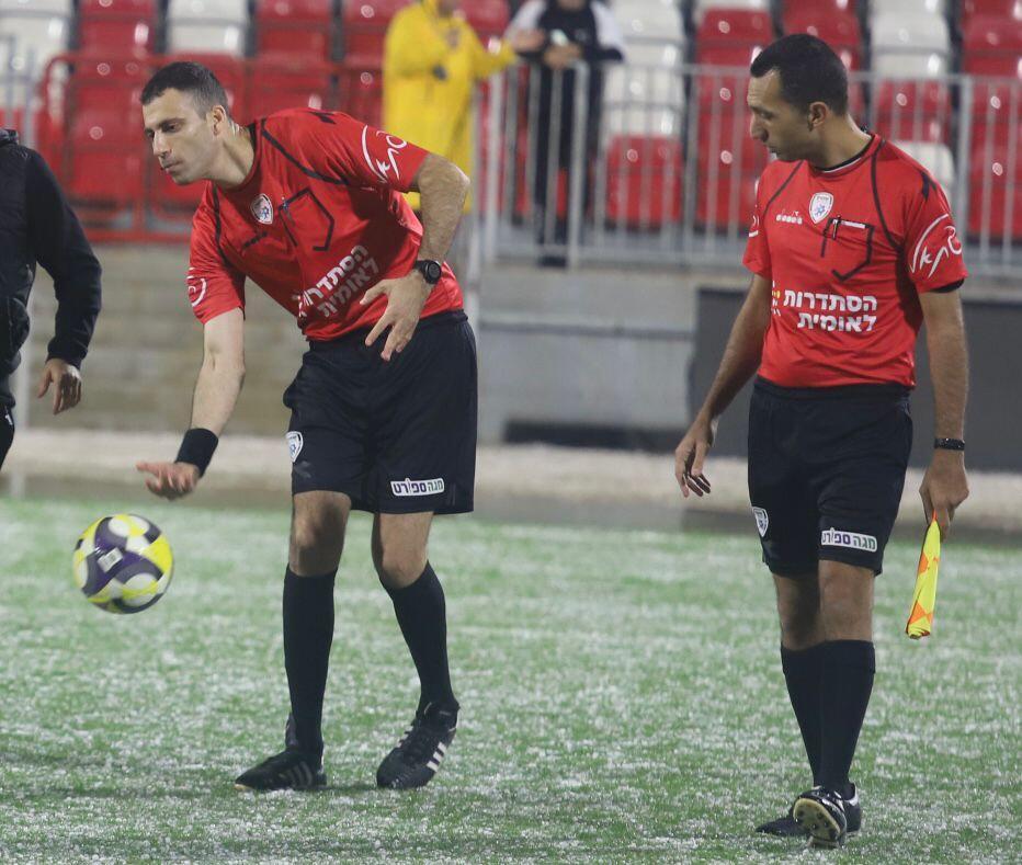 إلغاء مباراة مكابي أبناء الرينة واتحاد أبناء سخنين بسبب الأحوال الجوية (راديو الناس) إلغاء مباراة مكابي أبناء الرينة واتحاد أبناء سخنين بسبب الأحوال الجوية