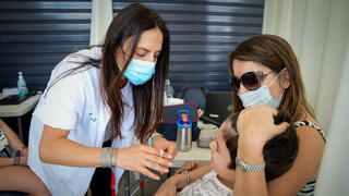 بدء مبكر لموسم الإنفلونزا في إسرائيل: ارتفاع حاد بالإصابات مع دخول الشتاء