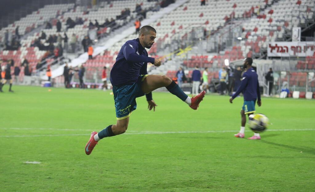 "ديربي العرب" بين أبناء الرينة واتحاد أبناء سخنين (راديو الناس) "ديربي العرب" بين أبناء الرينة واتحاد أبناء سخنين