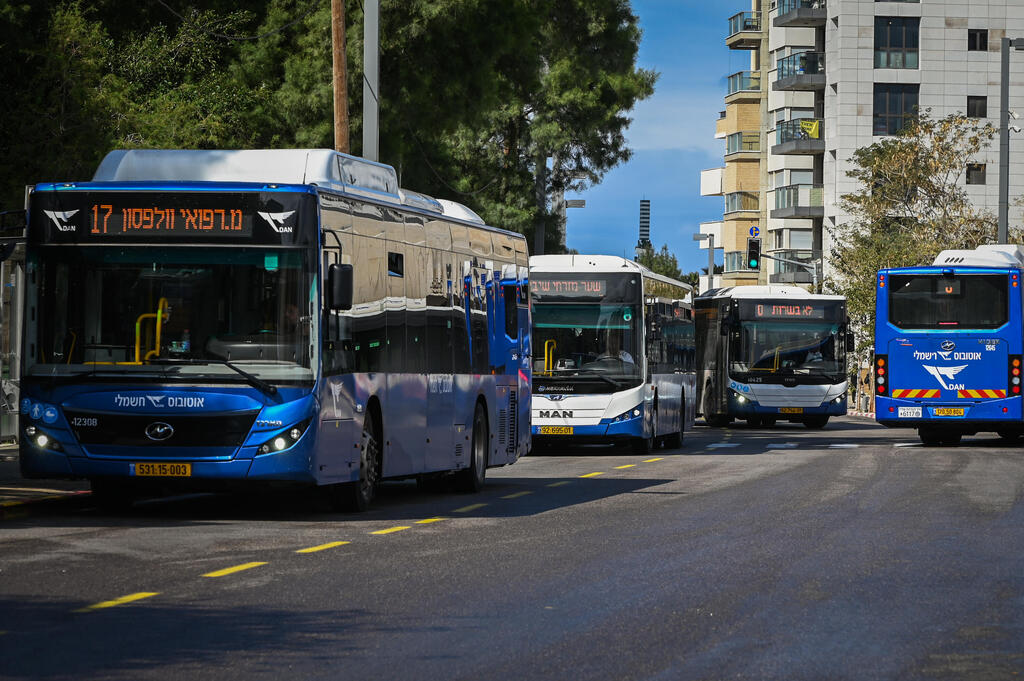 باص دان في تل ابيب - صورة عامة (Flash90) باص دان في تل ابيب - صورة عامة